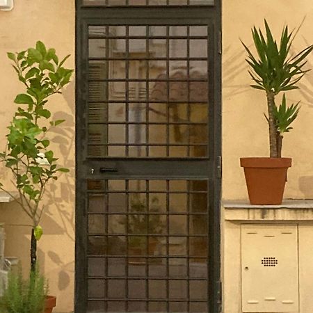 Appartamentino In Pigneto Storico Рим Екстериор снимка