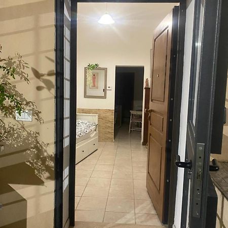 Appartamentino In Pigneto Storico Рим Екстериор снимка