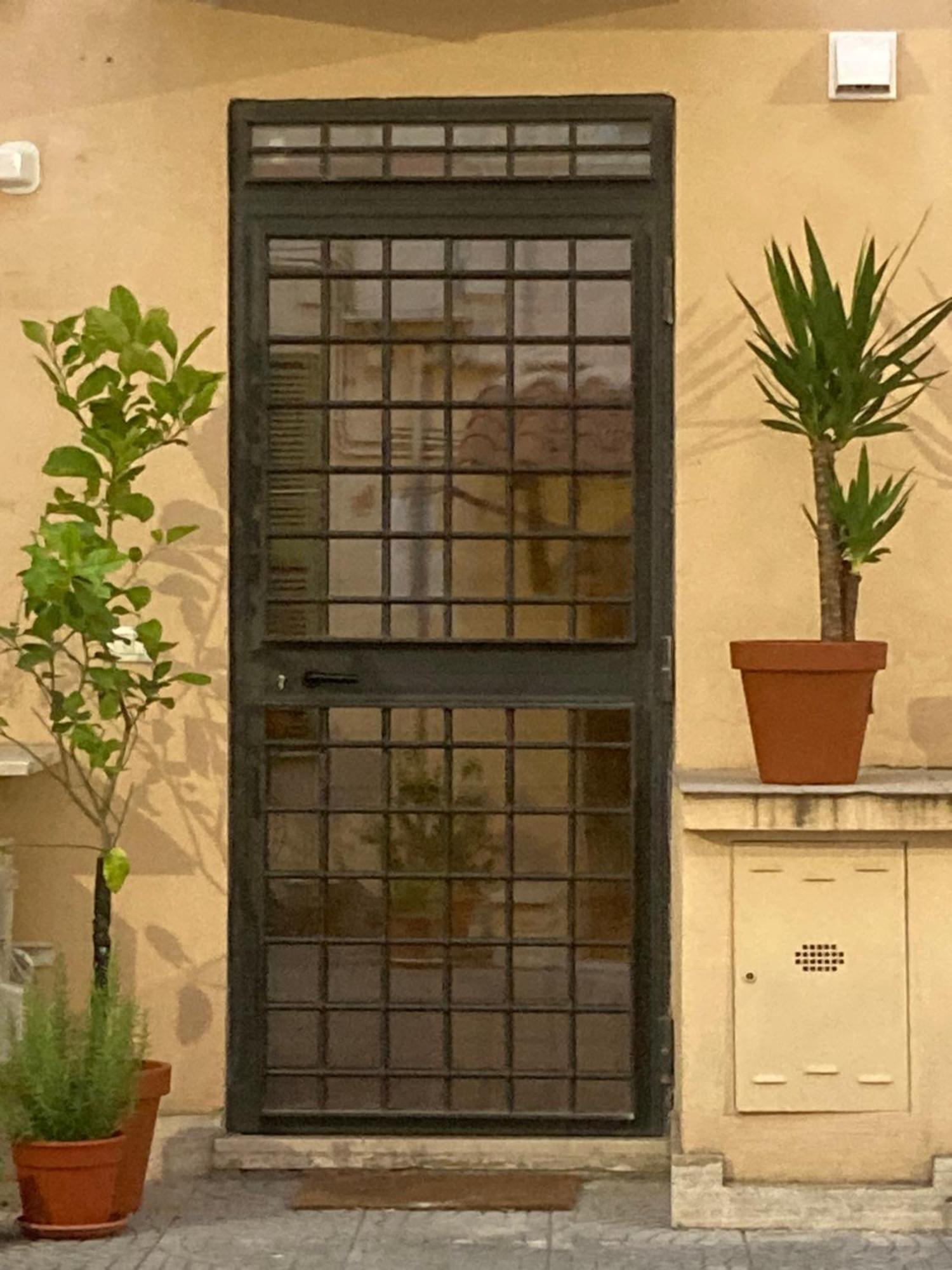 Appartamentino In Pigneto Storico Рим Екстериор снимка