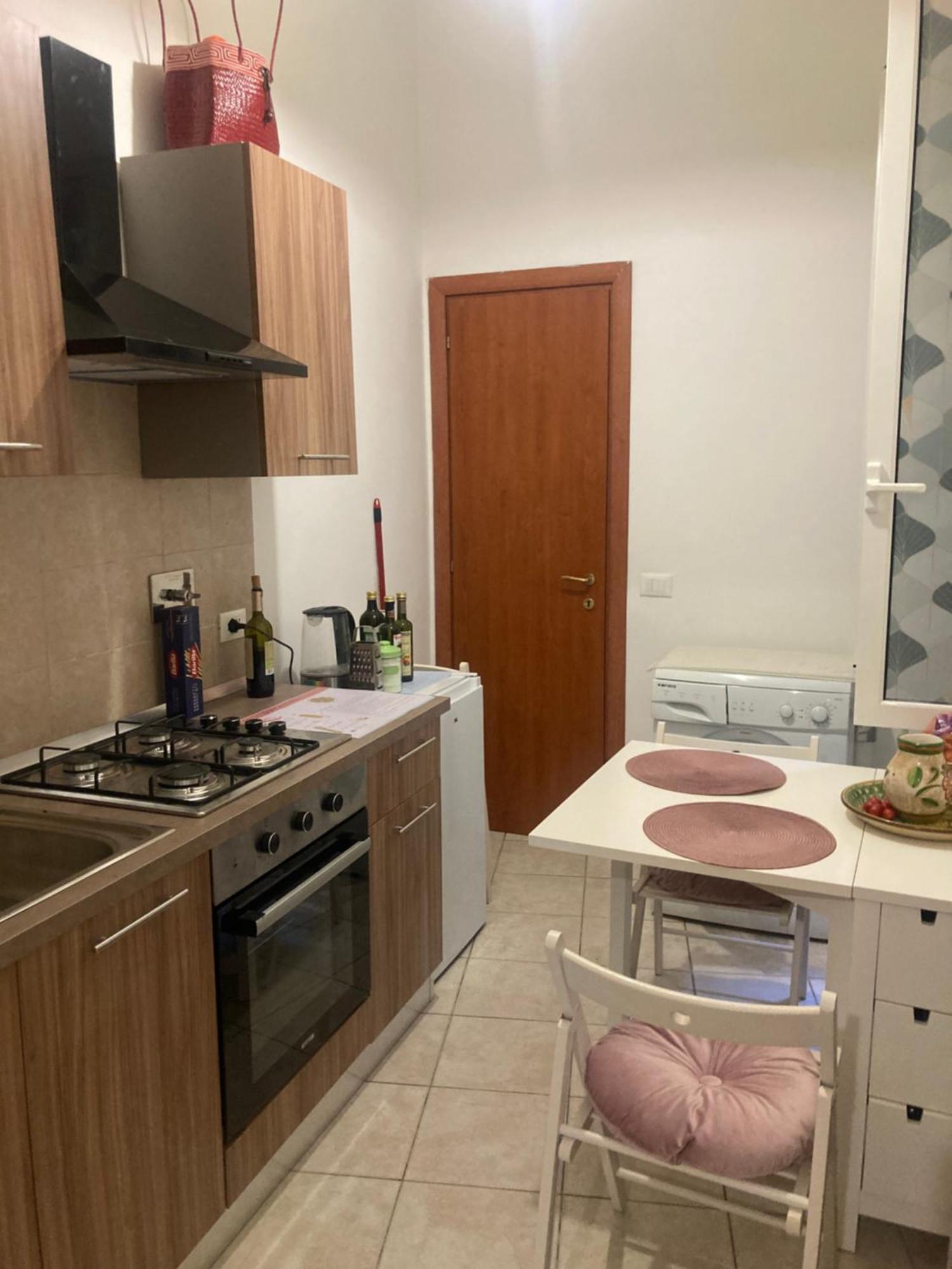 Appartamentino In Pigneto Storico Рим Екстериор снимка